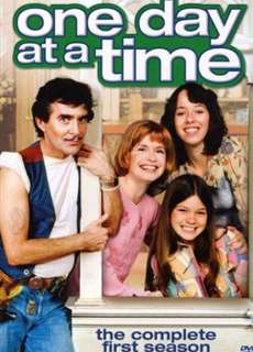 Sao phải nghĩ (Phần 1) - One Day at a Time (Season 1) - (2017) - PhimMoi2024 - Website xem phim miễn phí tốt nhất